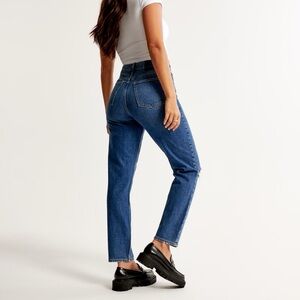 High rise curve love Abercrombie mom Jean in dark wash